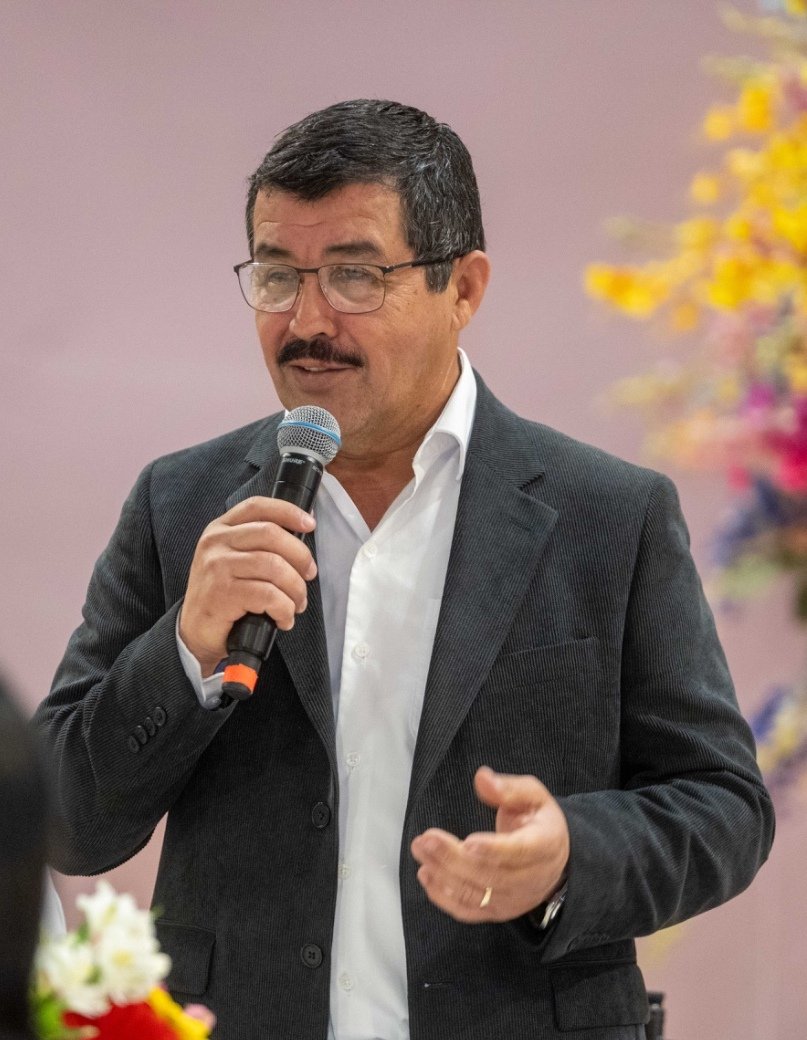 Dámaso Anaya felicita a madres universitarias y tamaulipecas