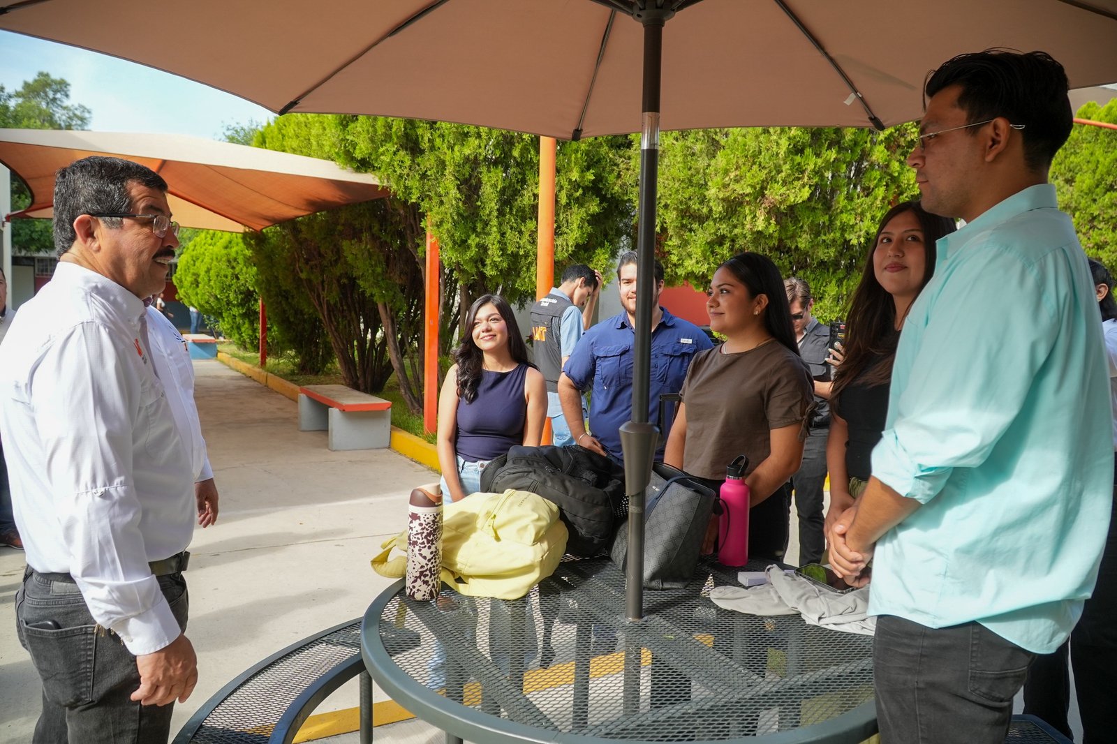 Rector de la Universidad Supervisa Avances de Obras de Remodelación en la Facultad de Derecho Victoria