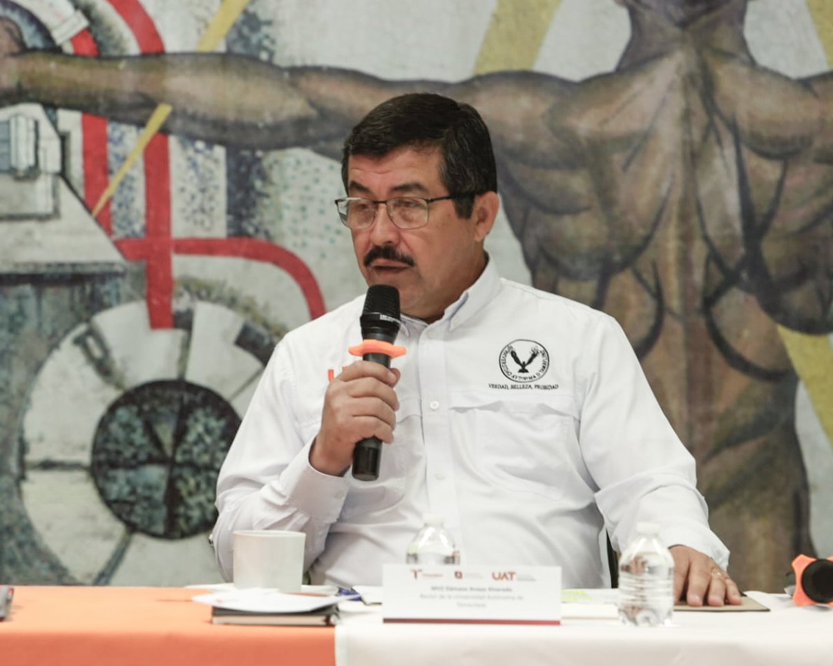 Integra Universidad a la Academia con el Sector Productivo para Fortalecer Clústeres Regionales